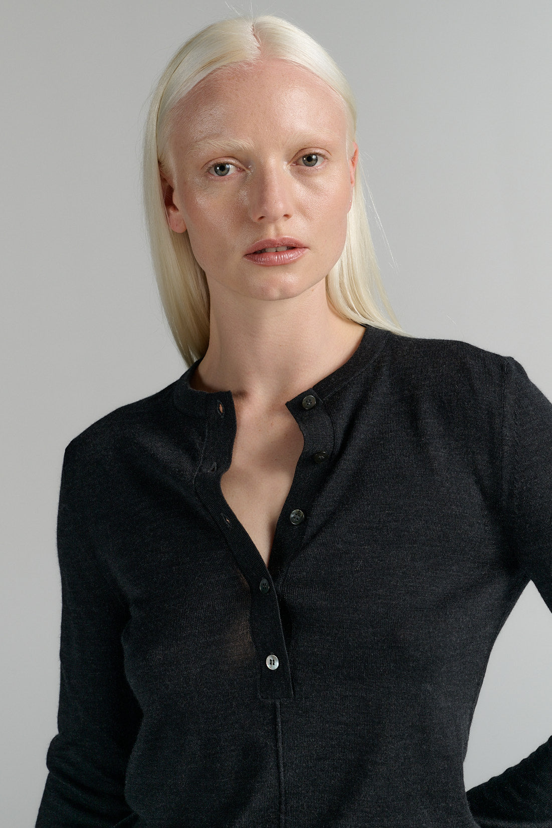 Henley | Merino Wool | Dark Grey