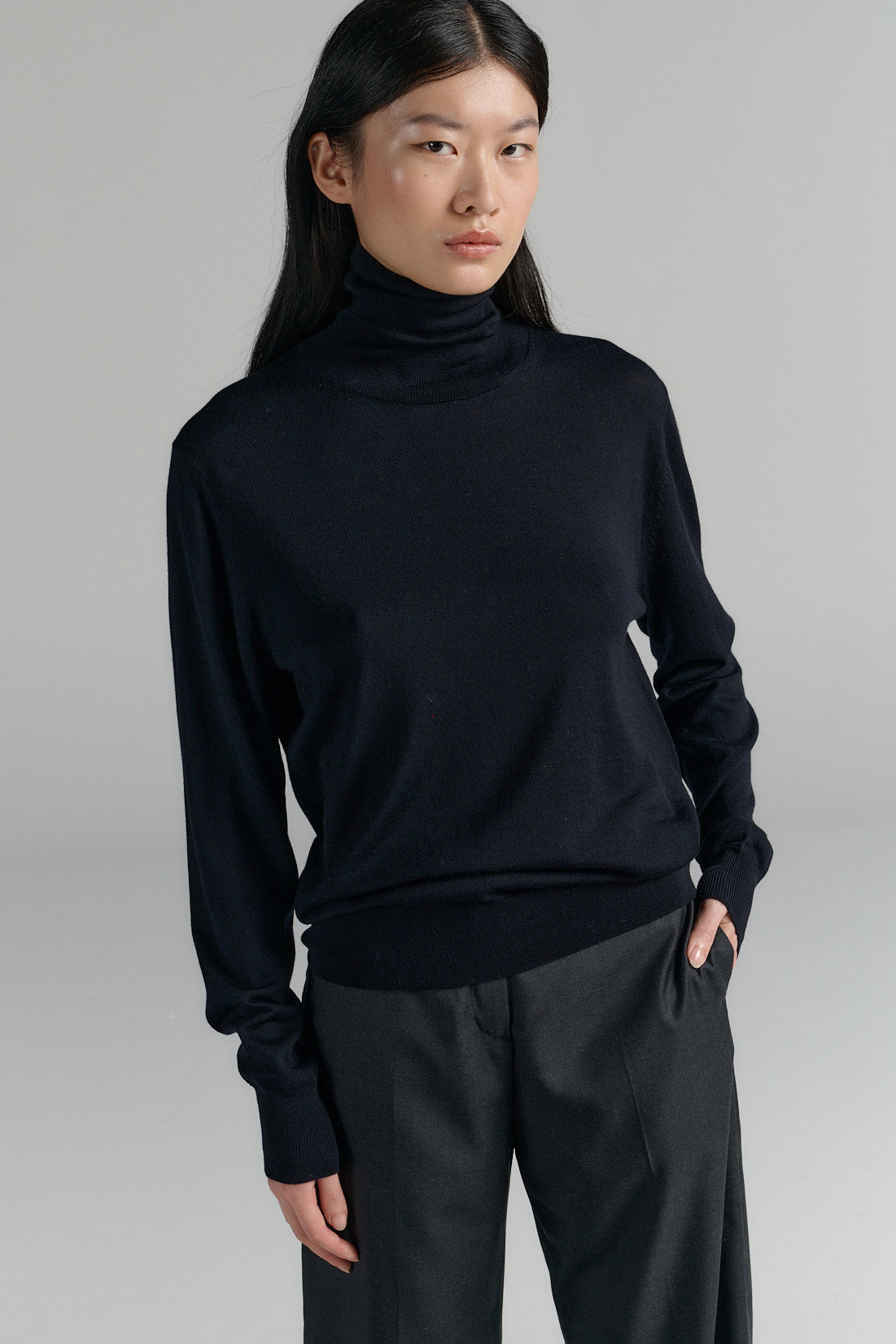 Turtle Neck | Merino Wool | Navy