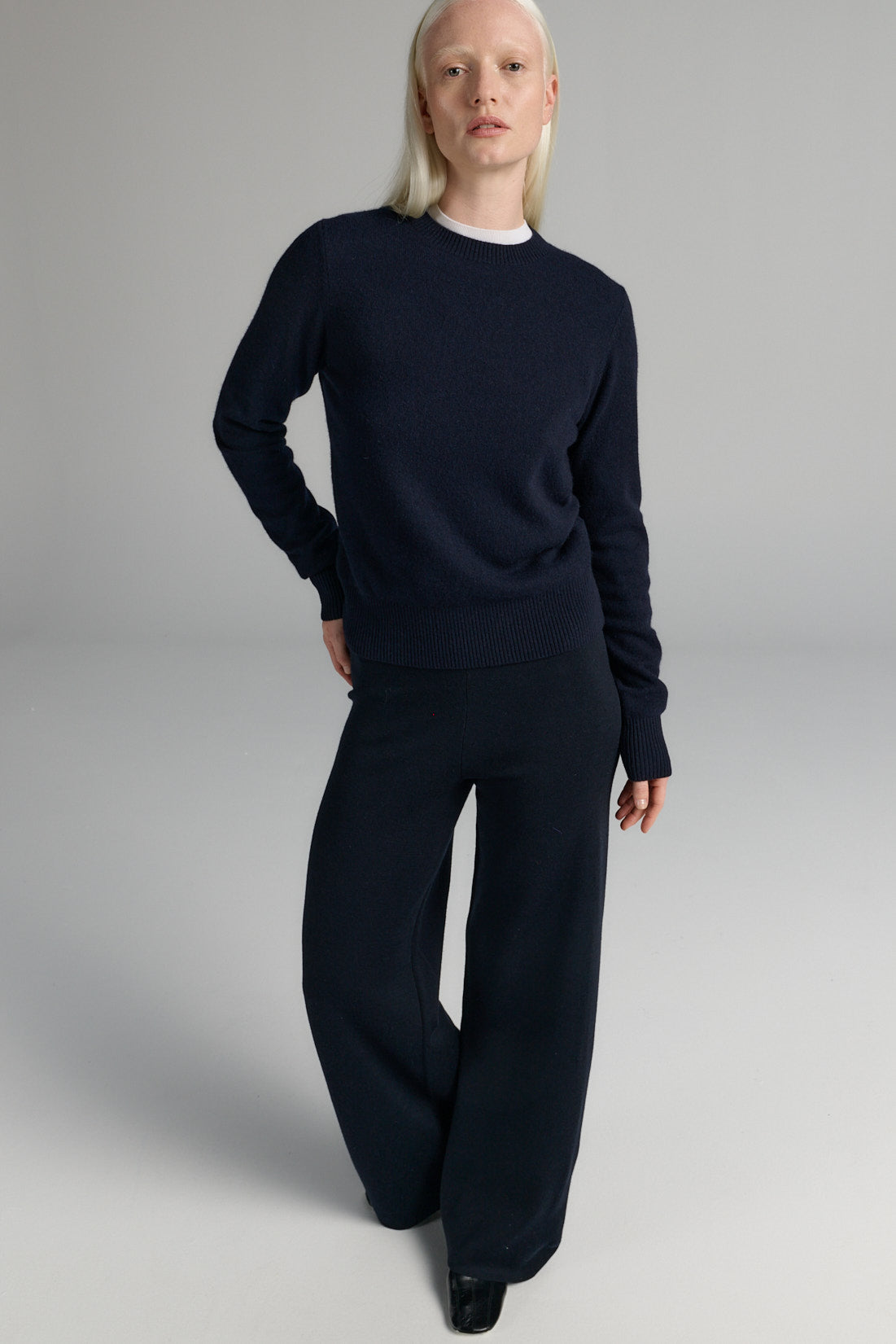 RHEA129. Pants. Navy
