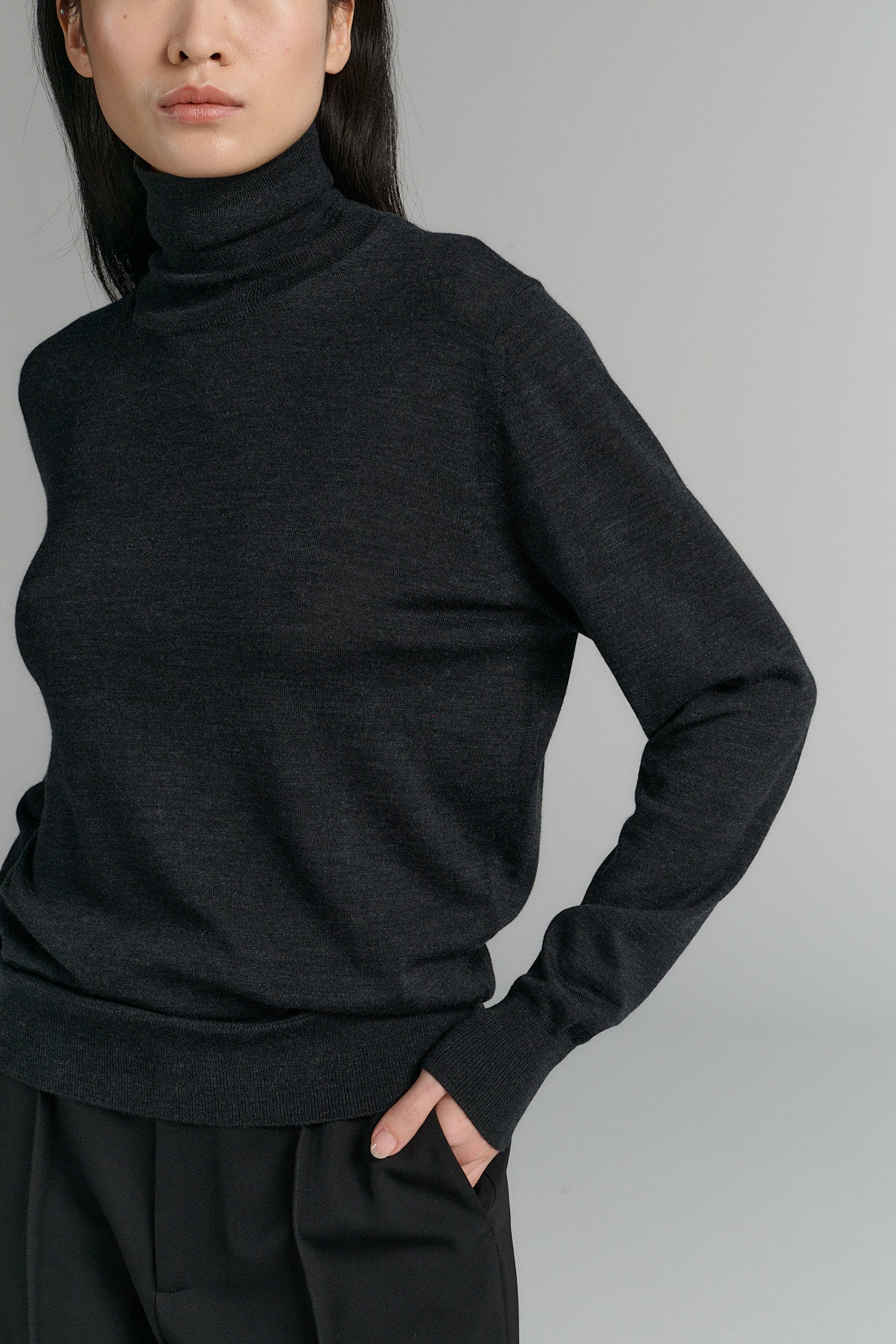 Turtle Neck | Merino Wool | Dark Grey