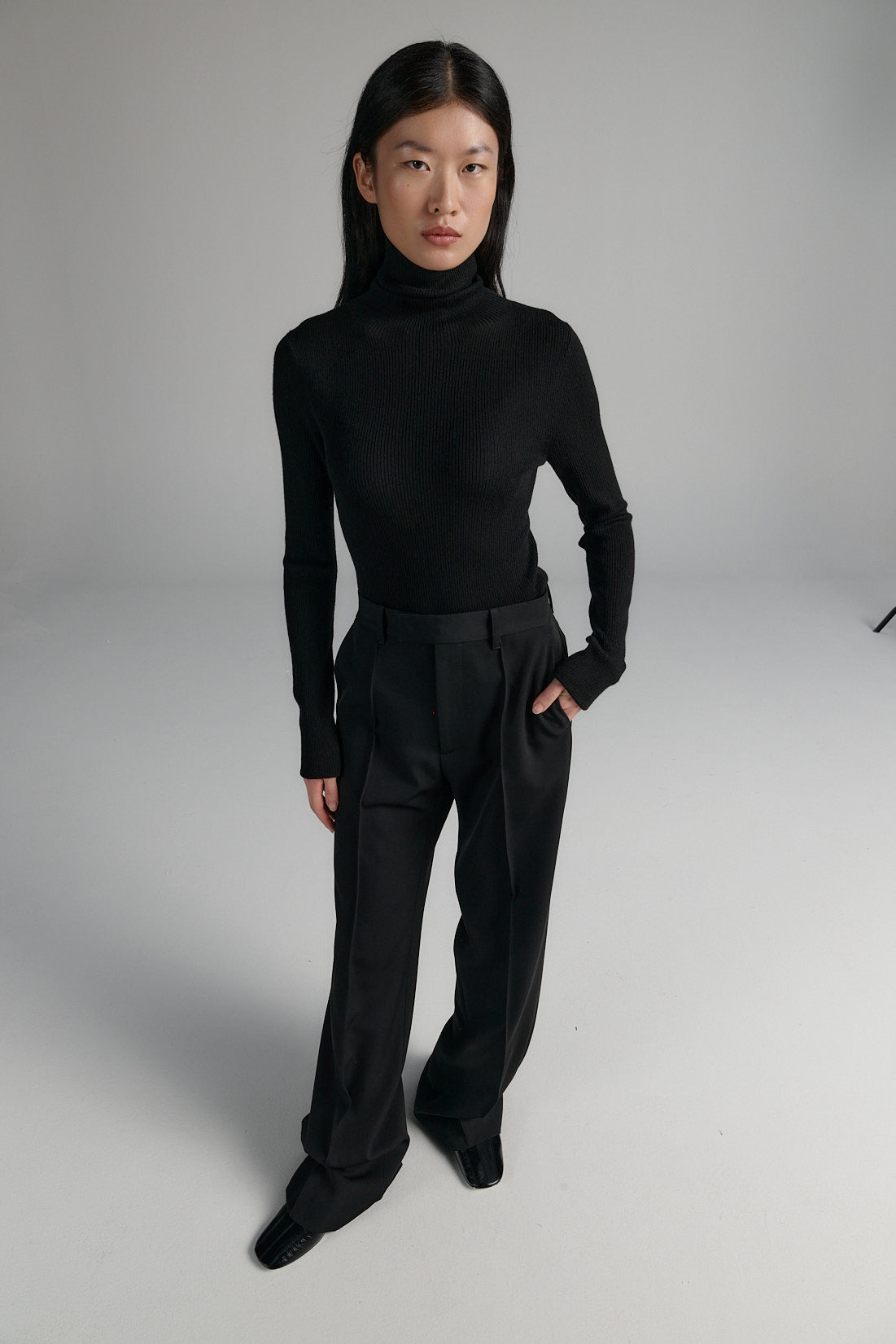 Ribbed Turtleneck | Merino Wool | Black