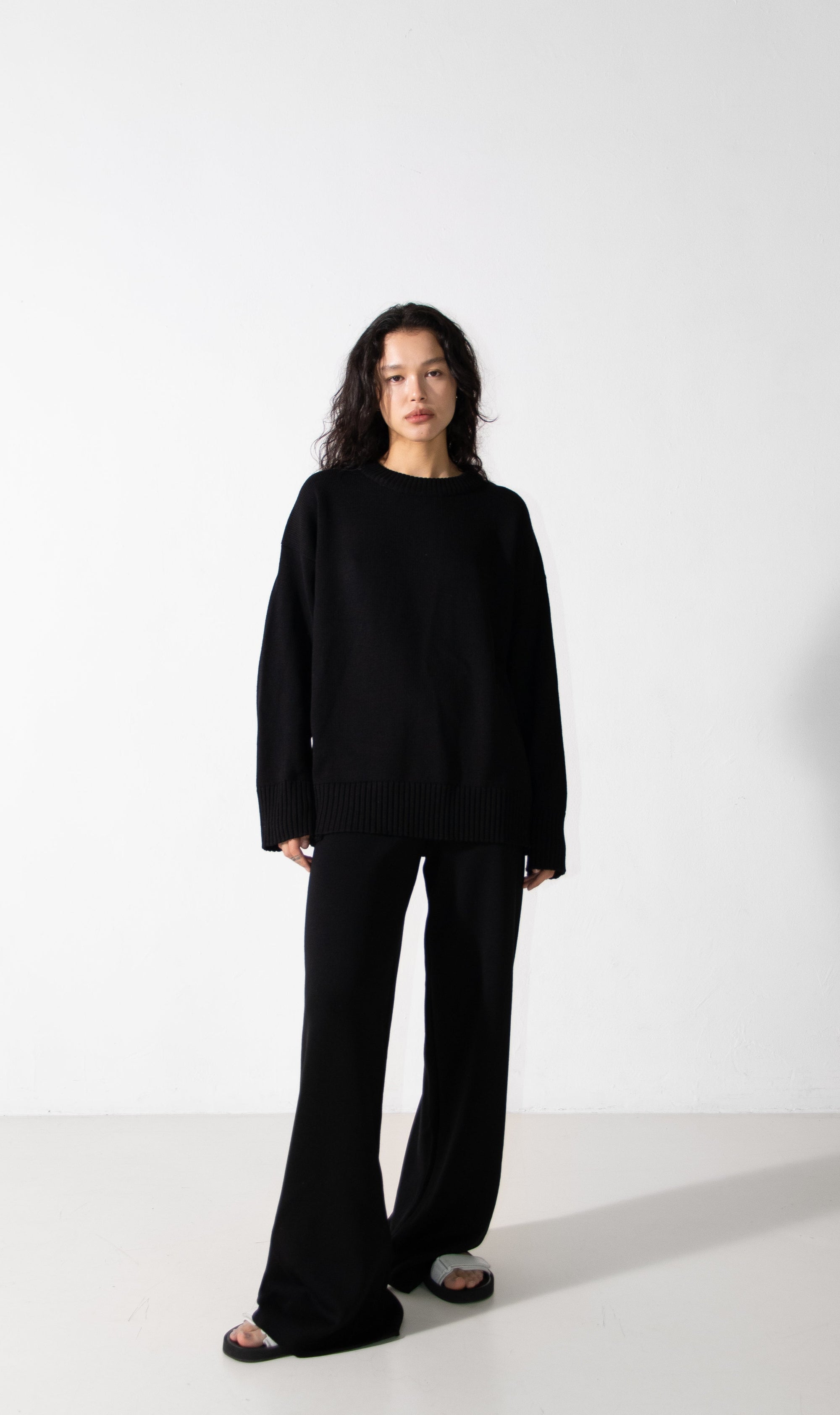 RHEA128. Heavy Crew. Black
