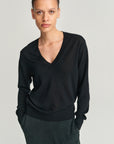 V Neck | Merino Wool | Black