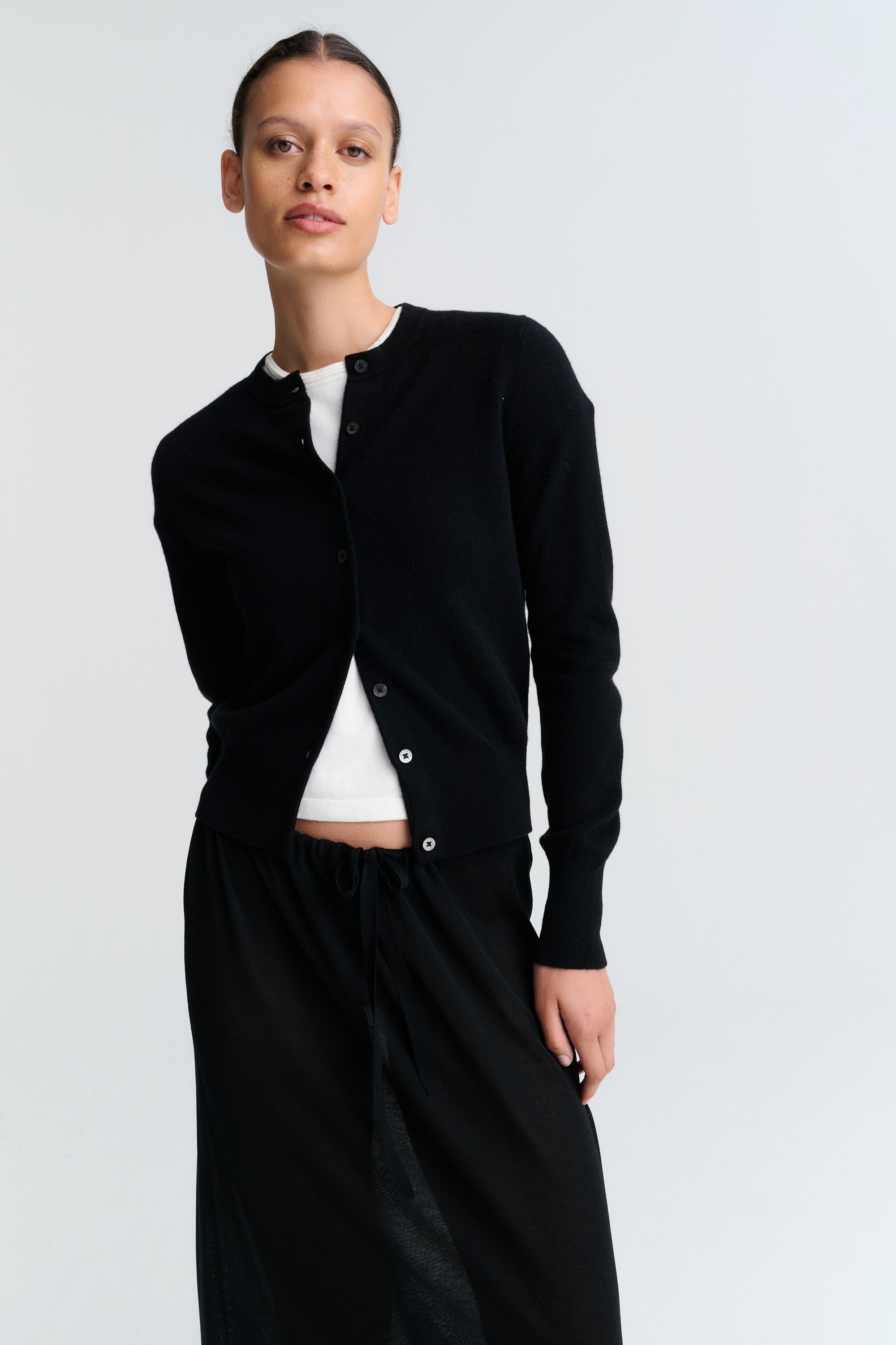 RHEA092 | Cardigan | Wool Cashmere |  Black