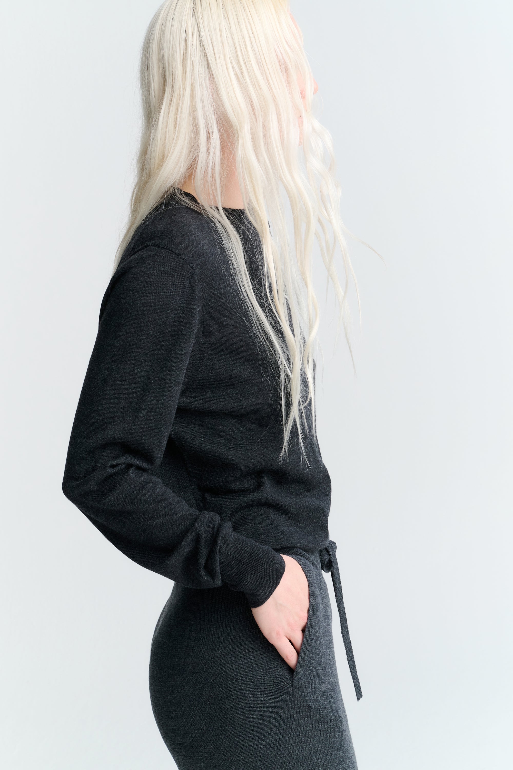 RHEA158 | Crew | Merino Wool | Dark Grey
