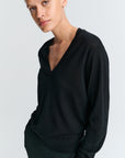 V Neck | Merino Wool | Black