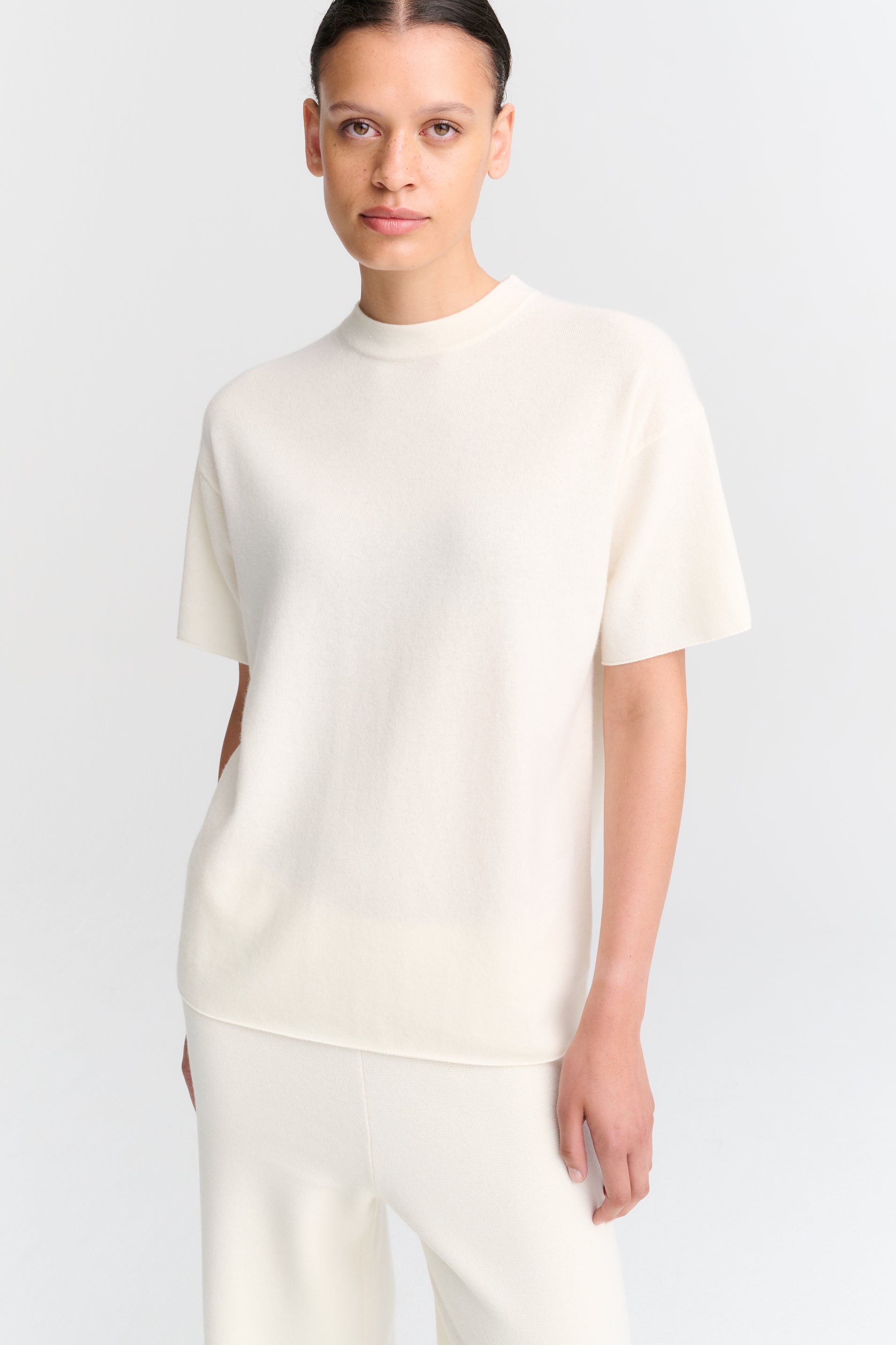 RHEA120 | TShirt | Wool Cashmere | Off White