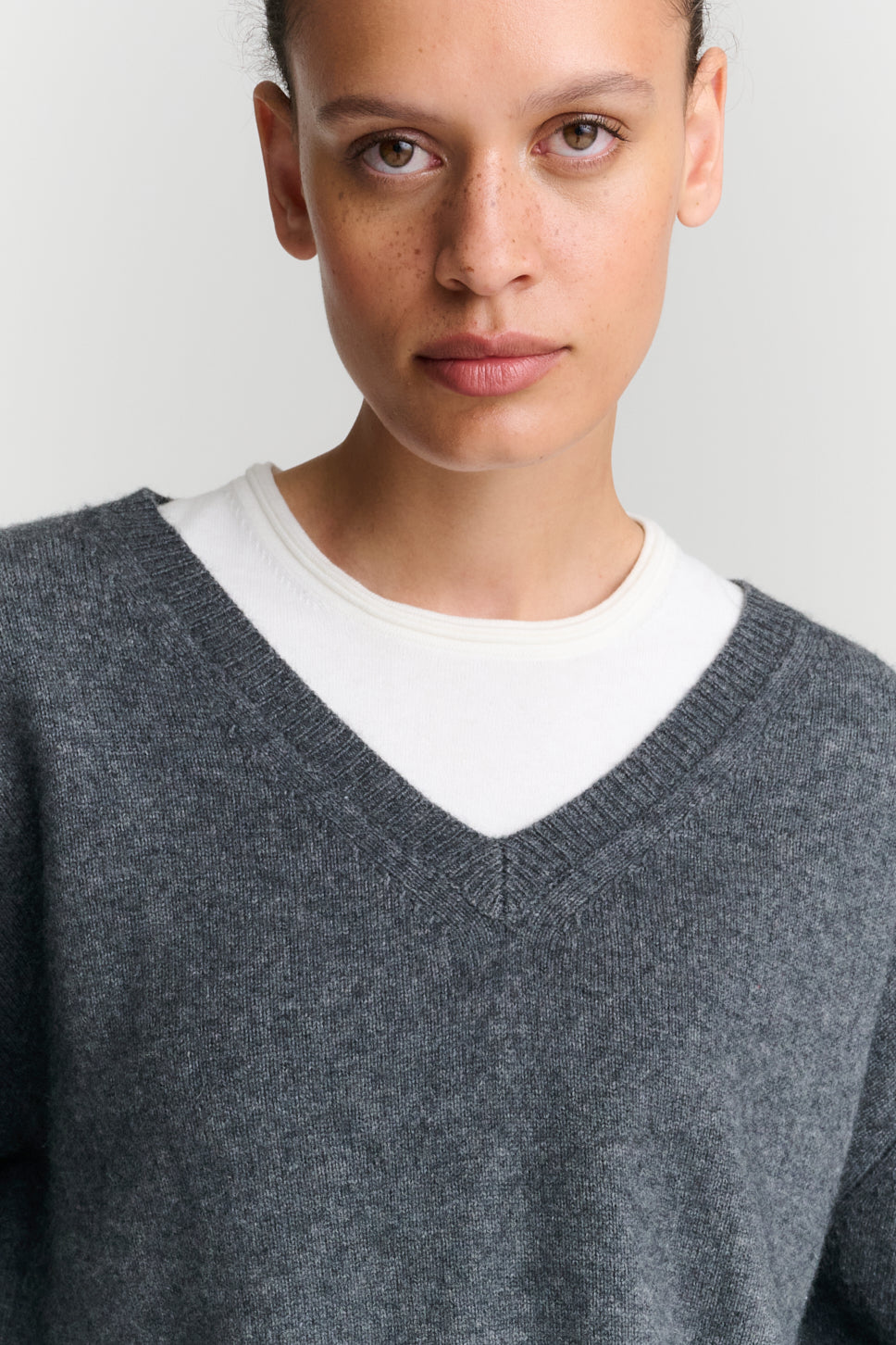 V Neck | Wool Cashmere | Grey