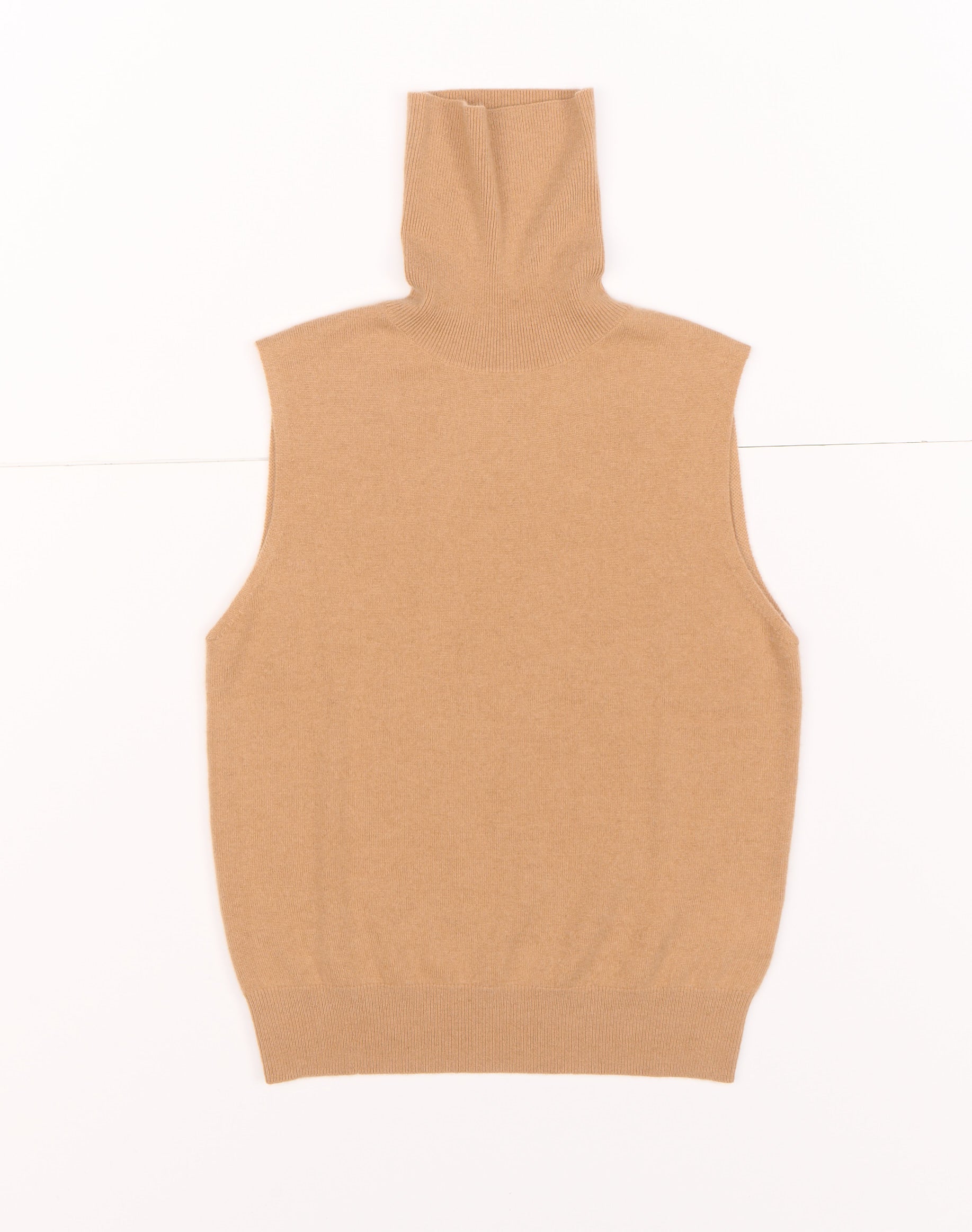 SW09.09 | Sleeveless Turtleneck | Camel | Wool &amp; Cashmere