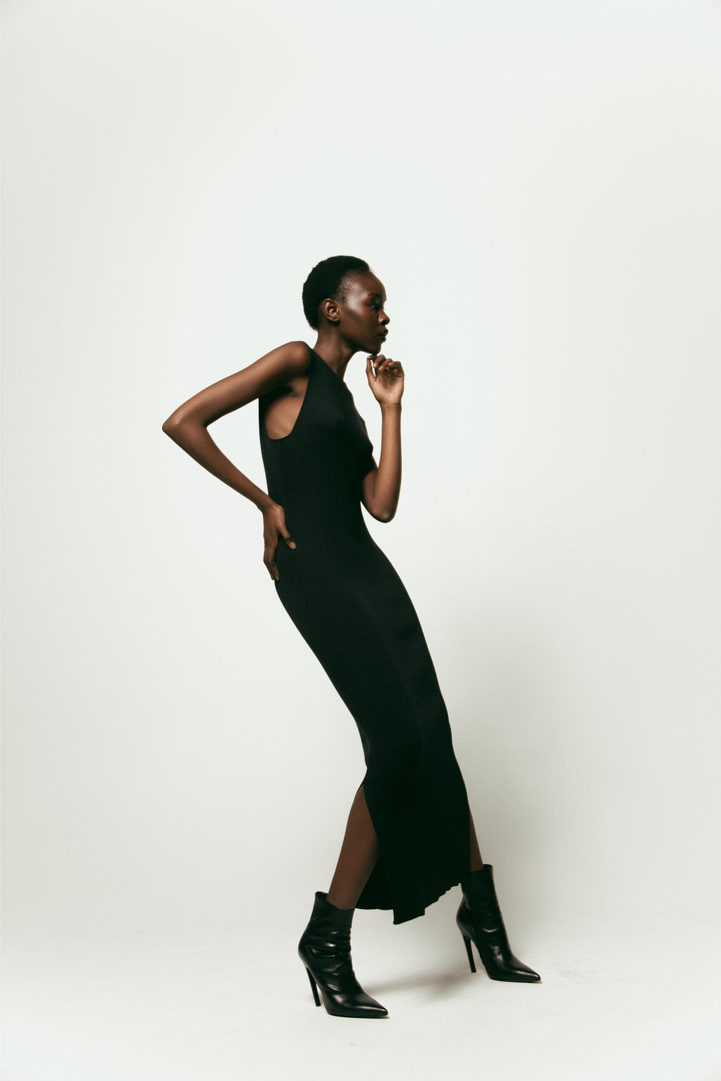 Luxury Sustainable Knitwear β Rhea.