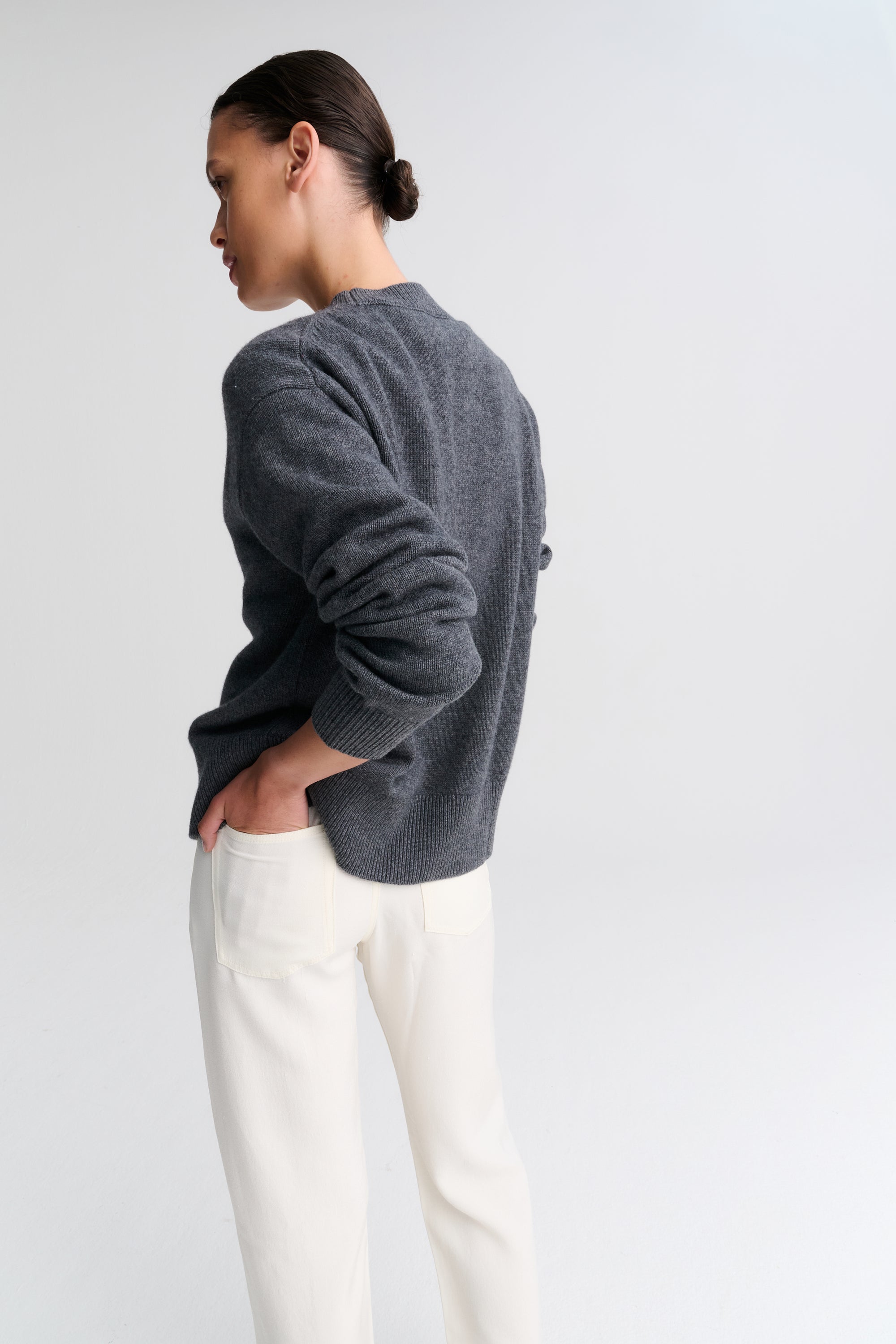 RHEA132 | Heavy Cardigan | Wool Cashmere | Dark Grey