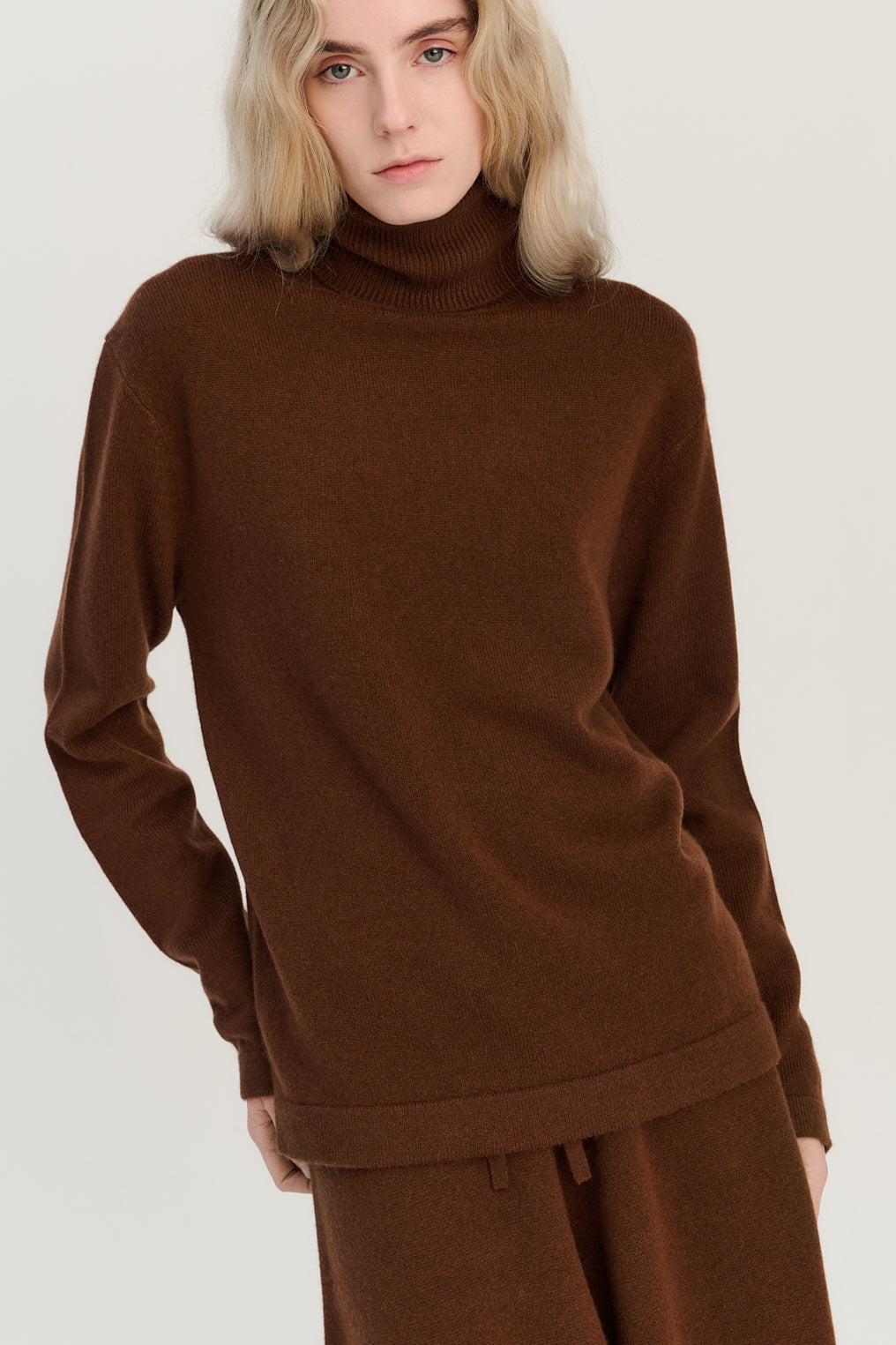 SW07.10 | Turtleneck | Tabacco | Wool &amp; Cashmere