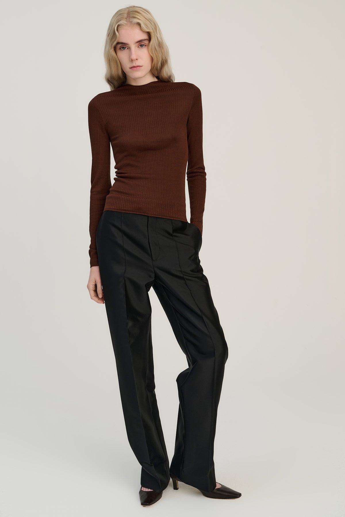 SW12.10 | Rib Crew | Tabacco | Pure Silk