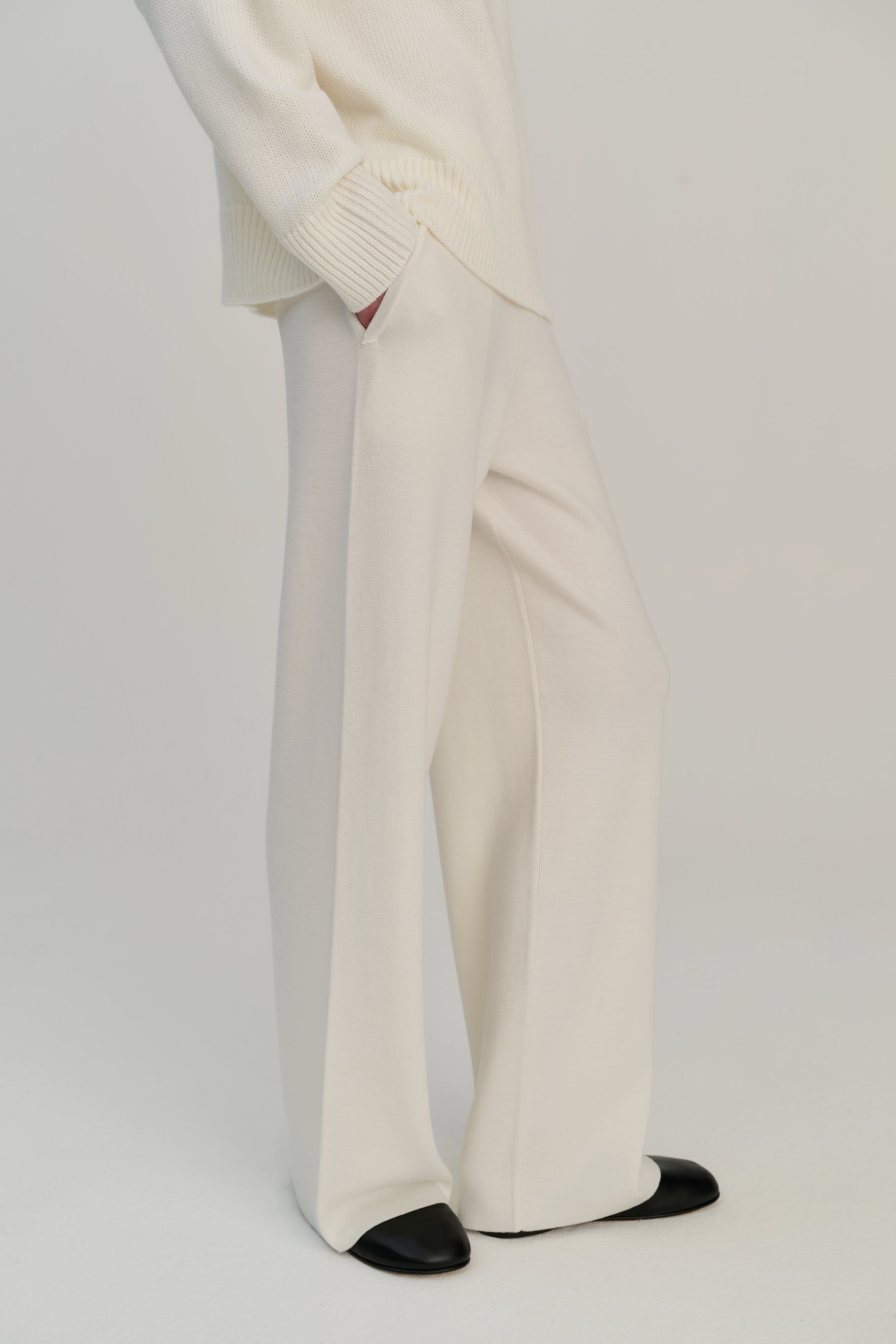 BT02.03 | Pants | Offwhite | Wool &amp; Cashmere