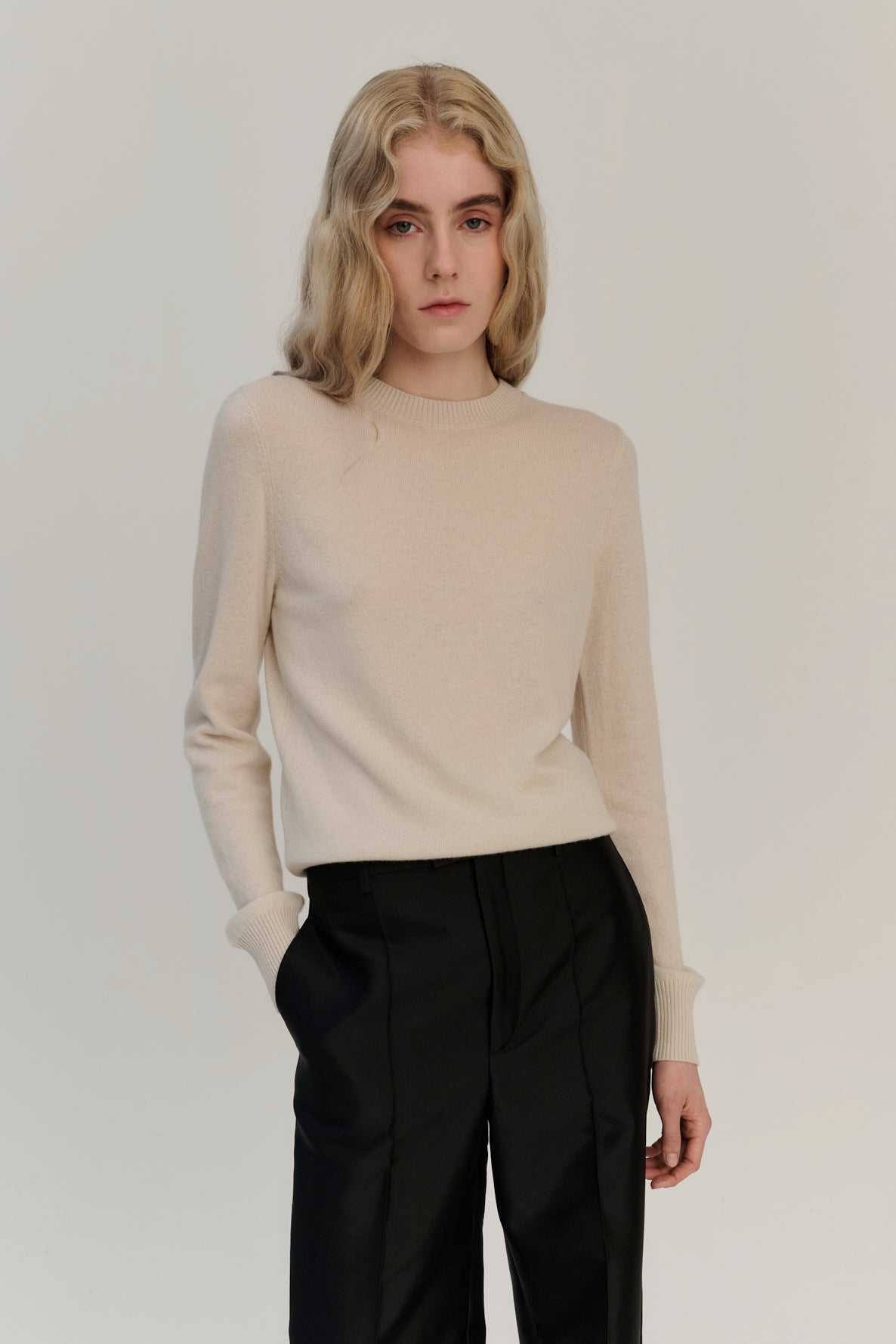 RHEA183 | Crew | Wool Cashmere | Sand