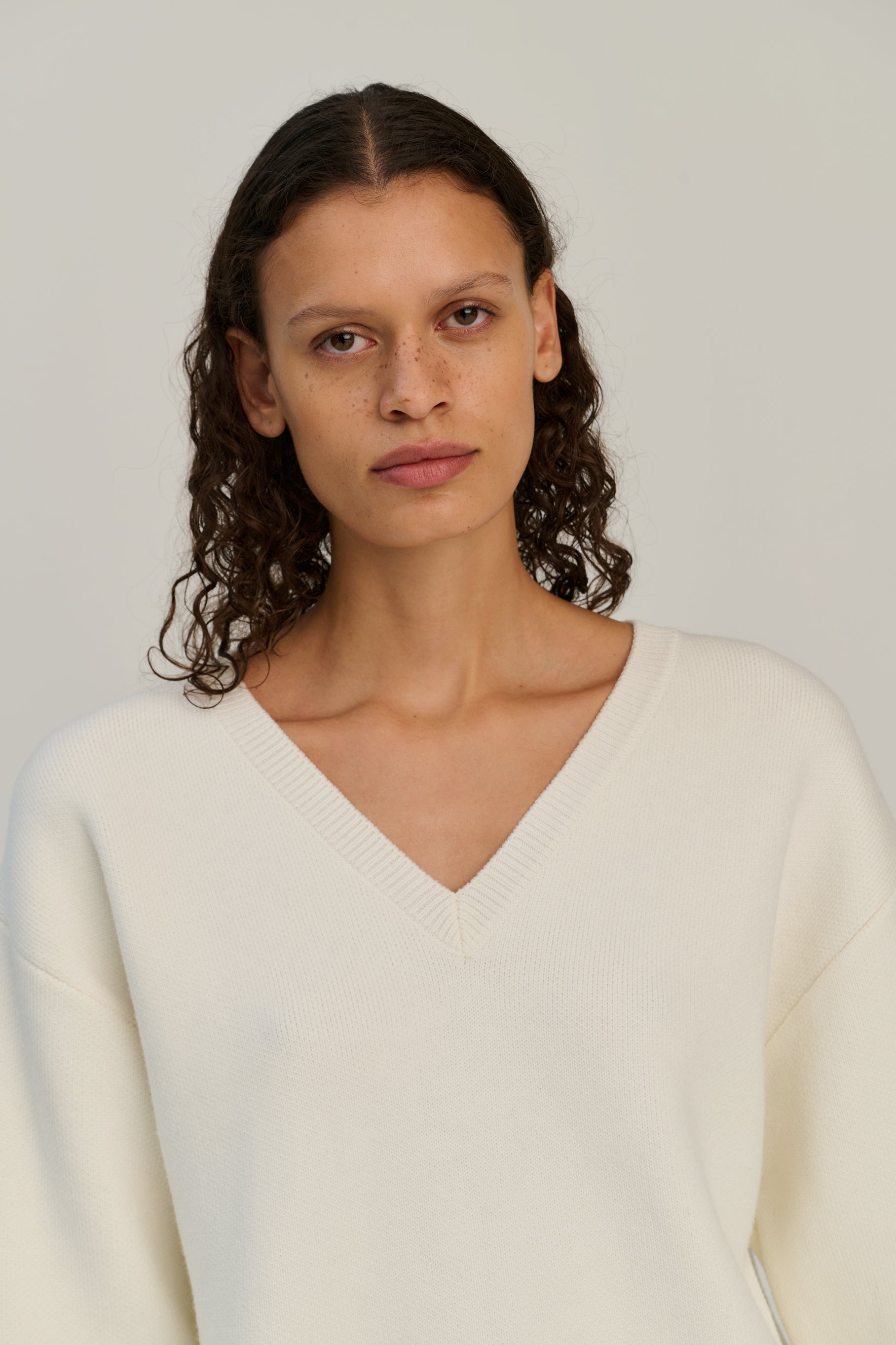 Double Knitted V | Merino Wool | Offwhite