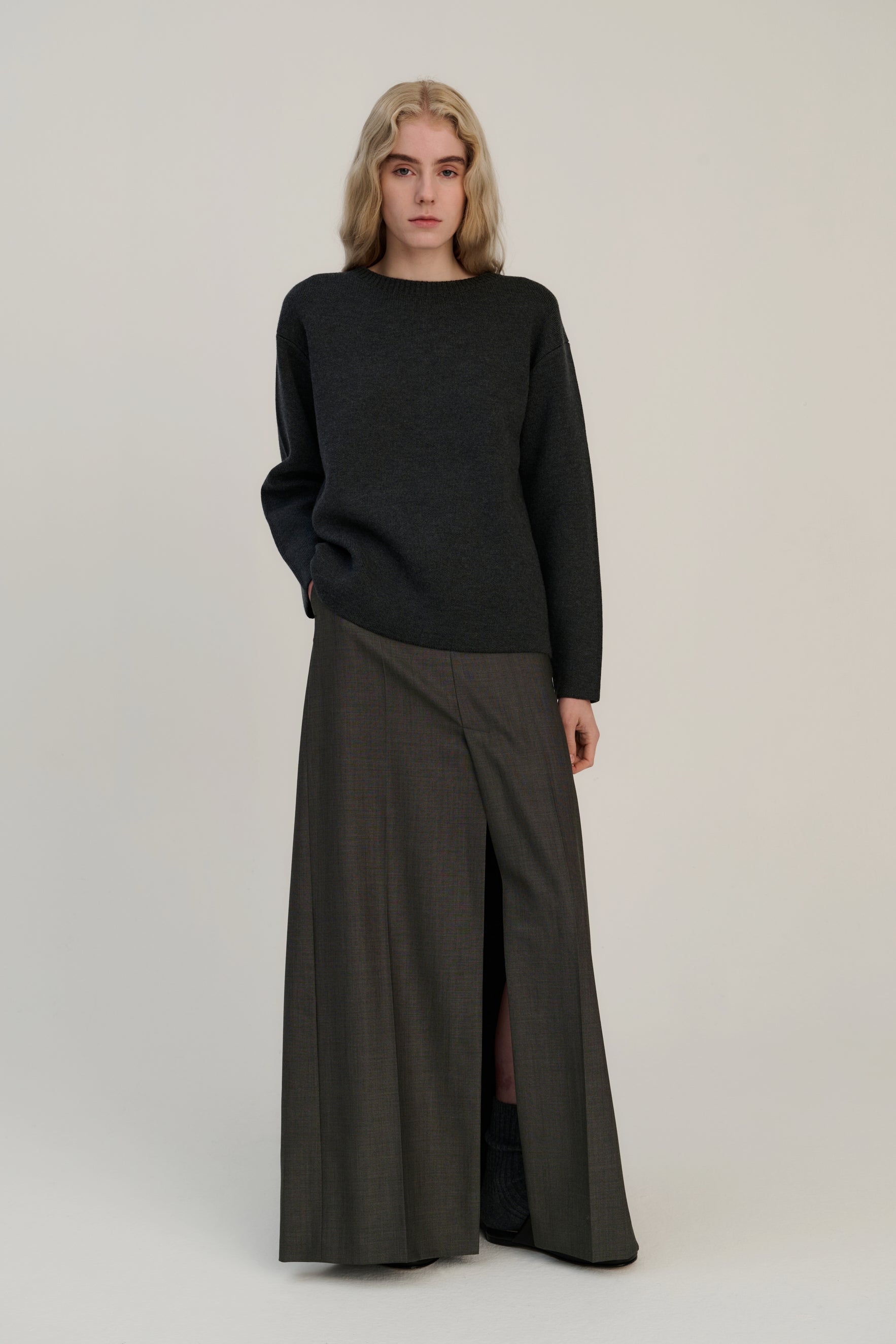 Double Knitted Crew | Merino Wool | Dark Grey
