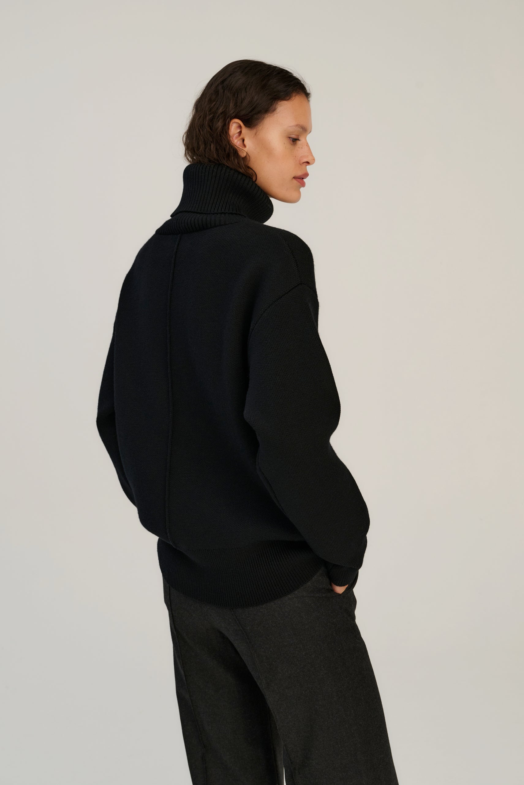 Double Knitted Turtle | Merino Wool | Black