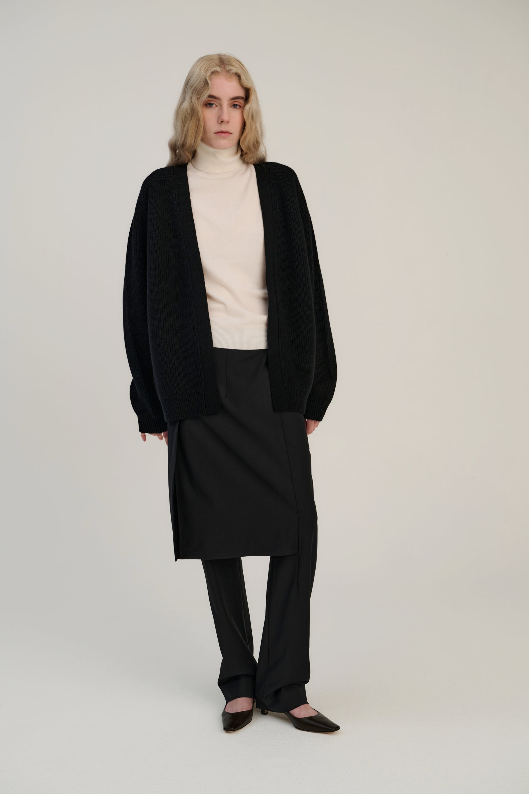Rib Cardigan | Black | Wool &amp; Cashmere