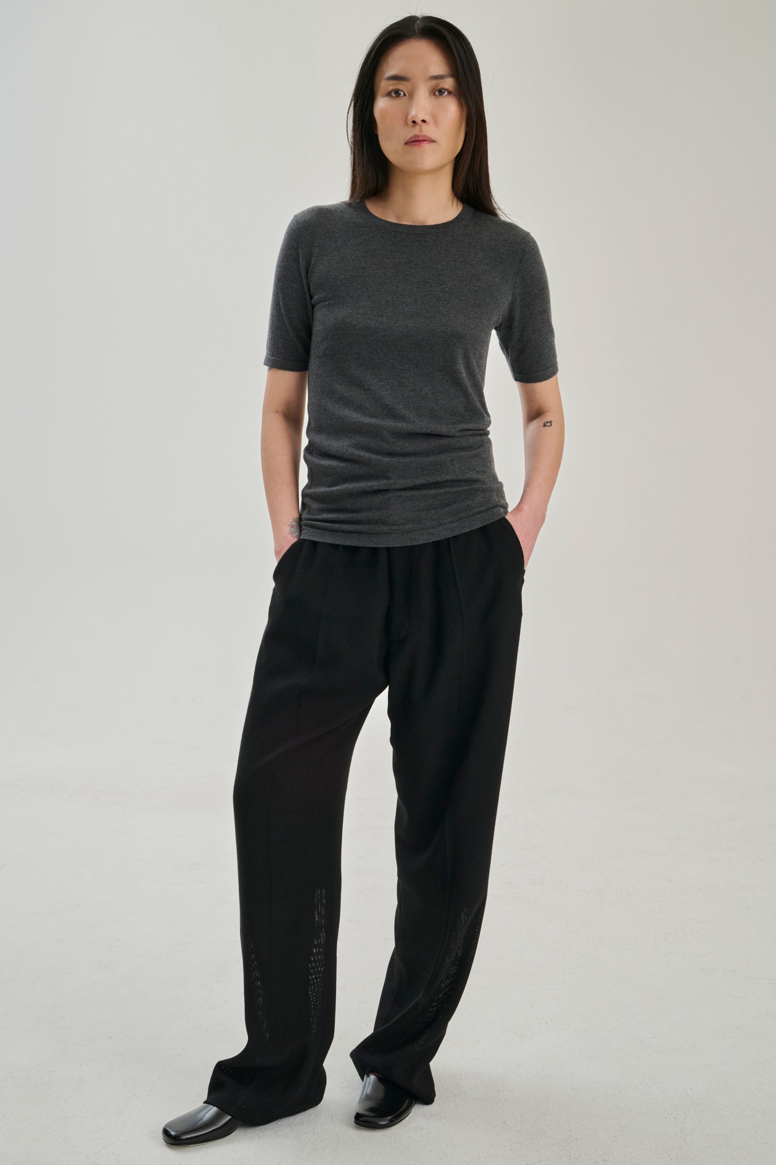 SW34.07 | Long Fitted Tshirt | Dark Grey | Silk Wool Cashmere