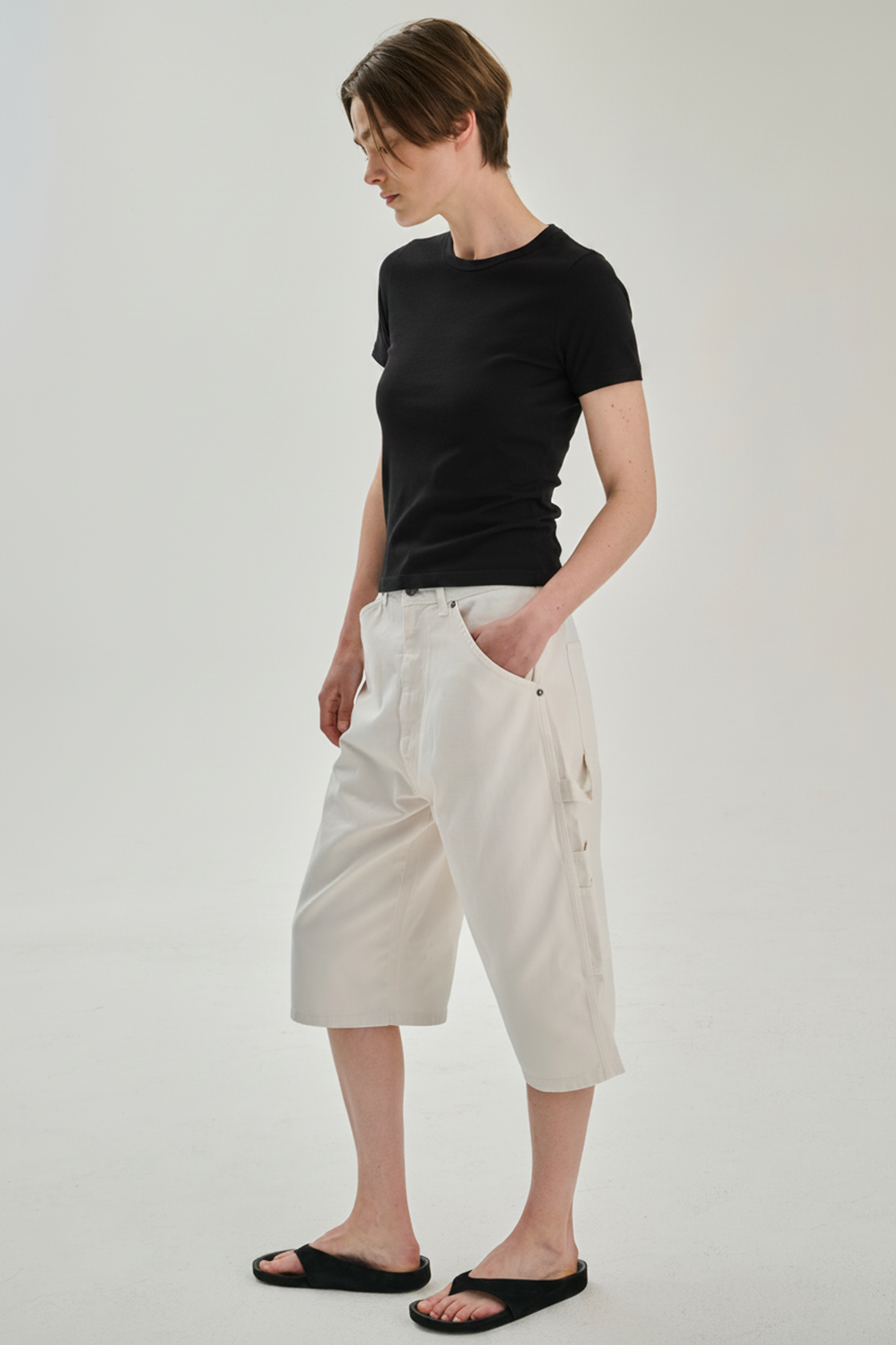 RHEA151 | Cropped TShirt | Cotton Cashmere | Black