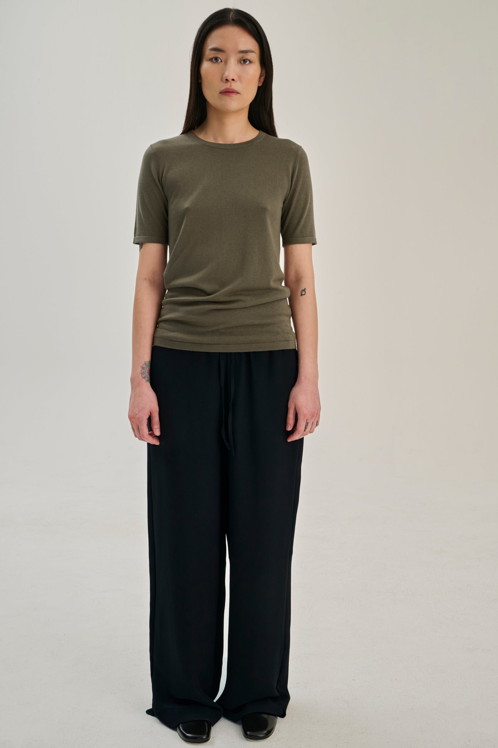 SW34.12 | Long Fitted Tshirt | Olive | Silk Wool Cashmere