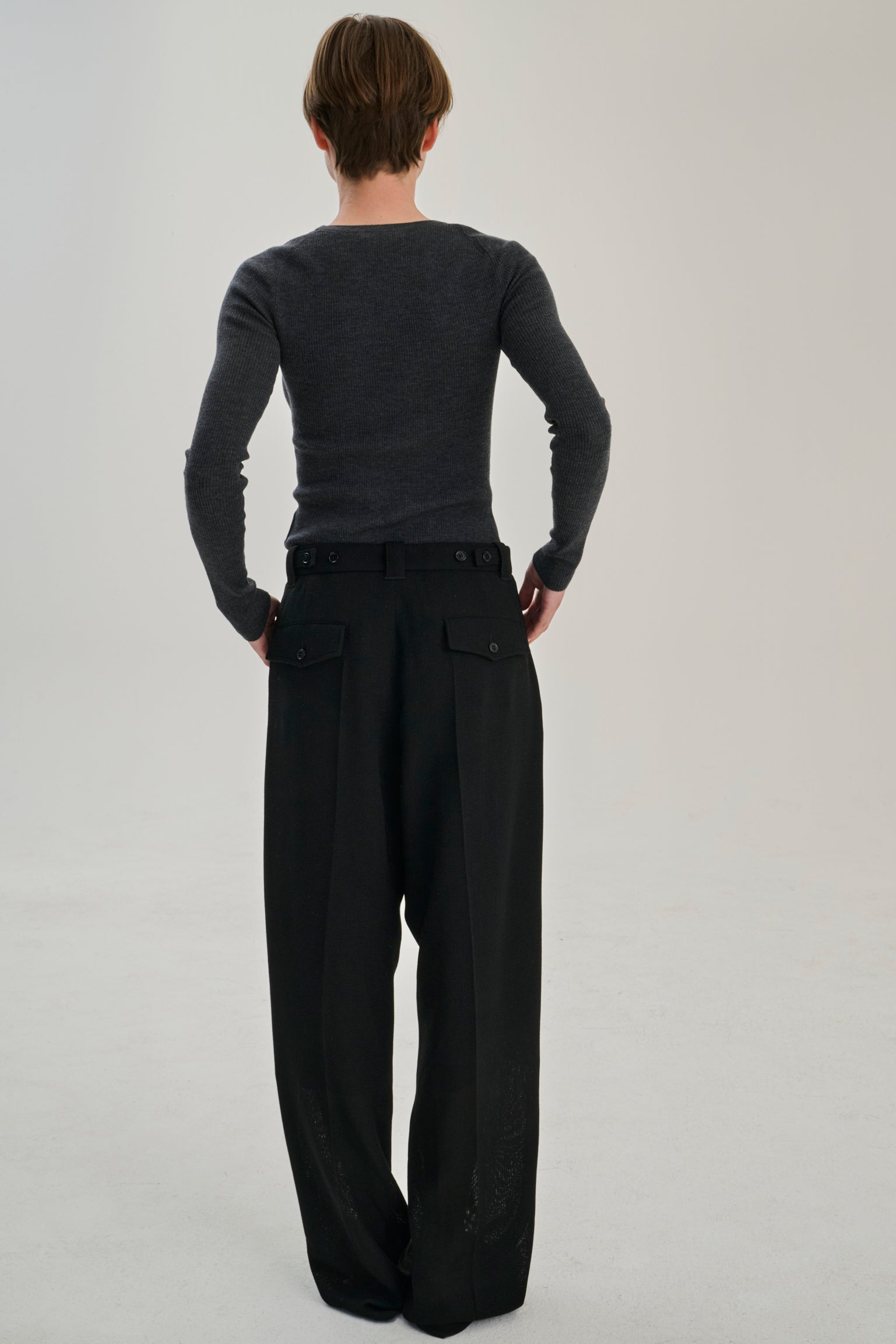 SW16.05 | Rib Crew | Merino Wool | Mid Grey