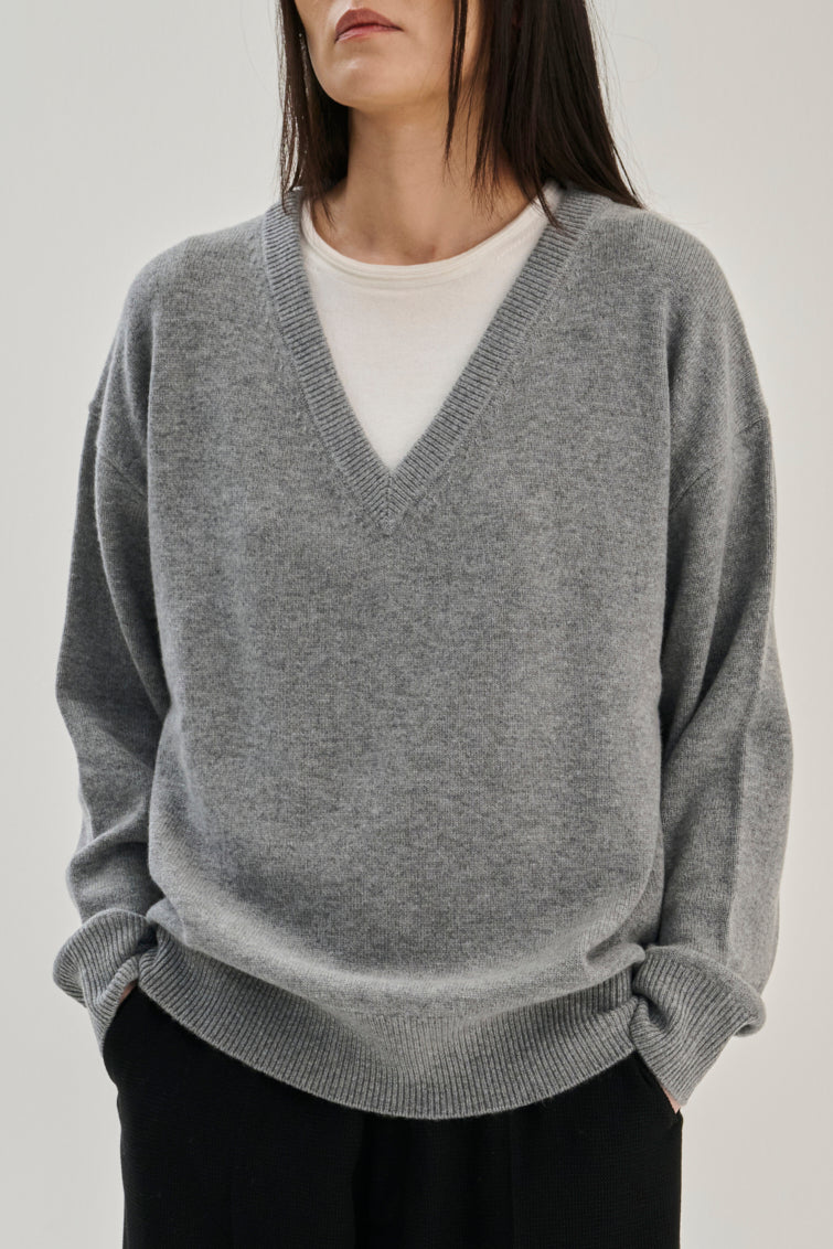 V Neck | Mid Grey | Wool &amp; Cashmere