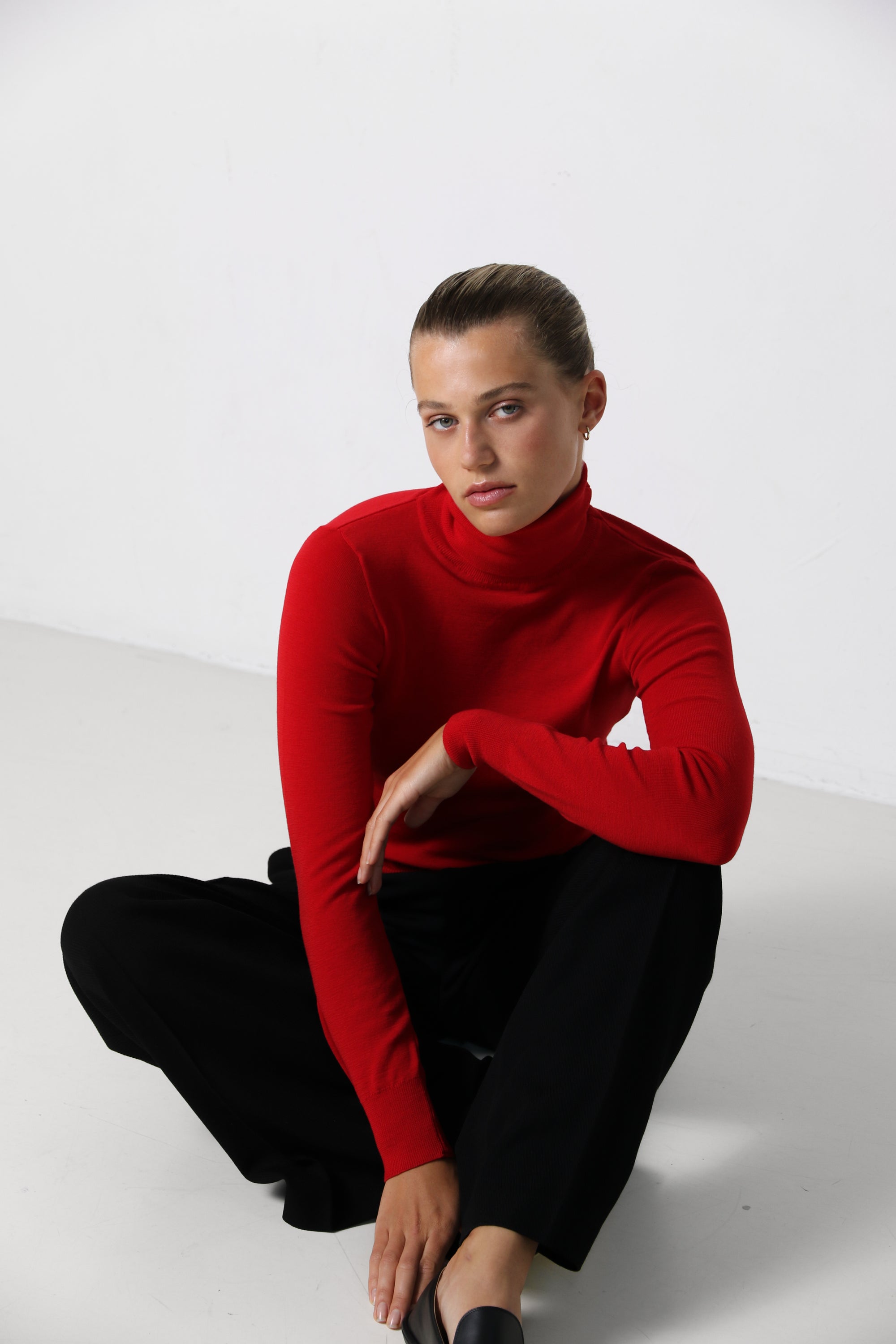 Roll Neck. Red
